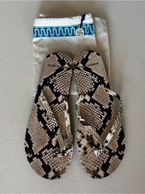 Tory Burch Desert Roccia Snake-Print Leather Flops / 8M.